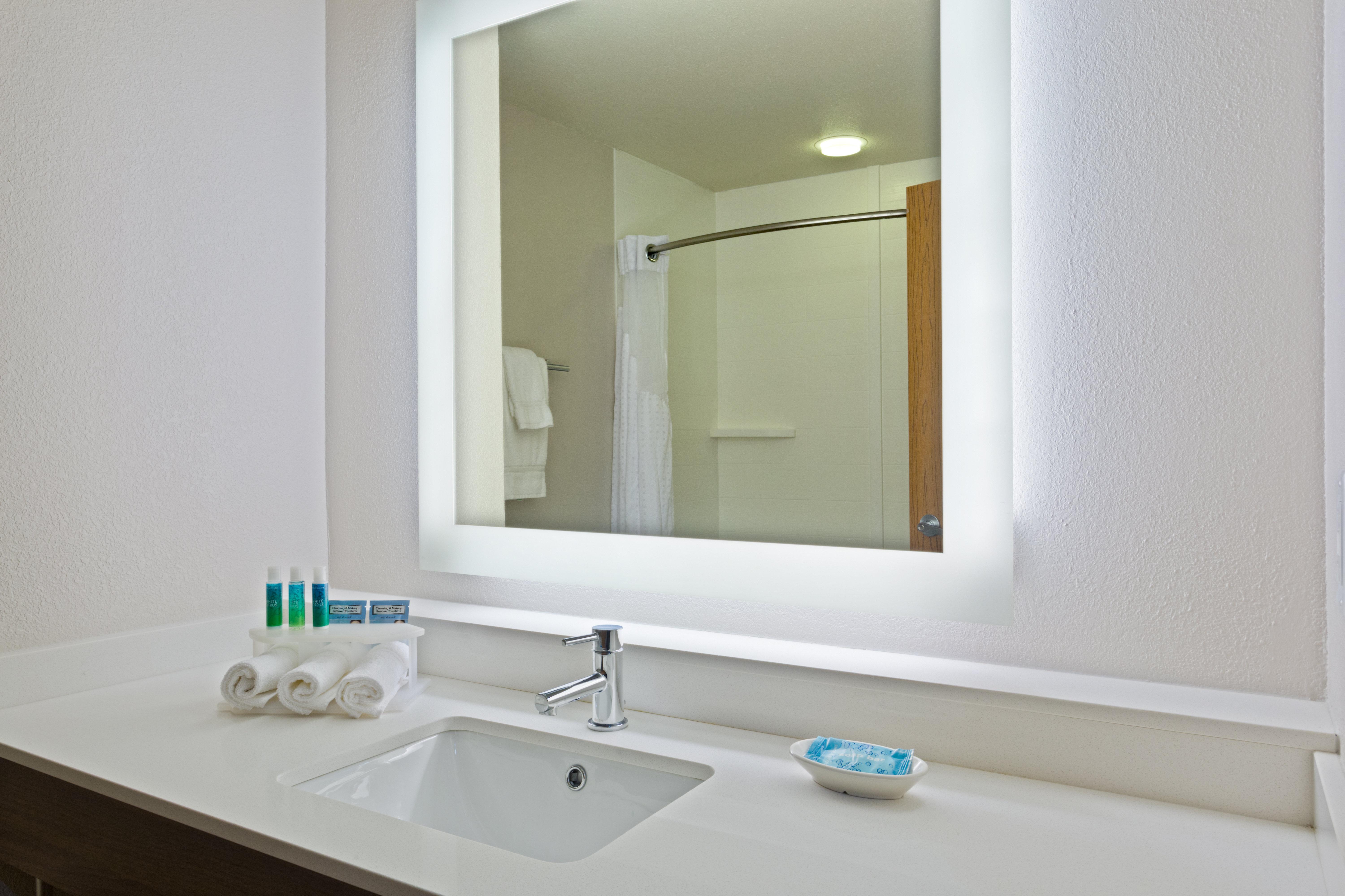 Holiday Inn Express & Suites Tavares By Ihg Eksteriør billede