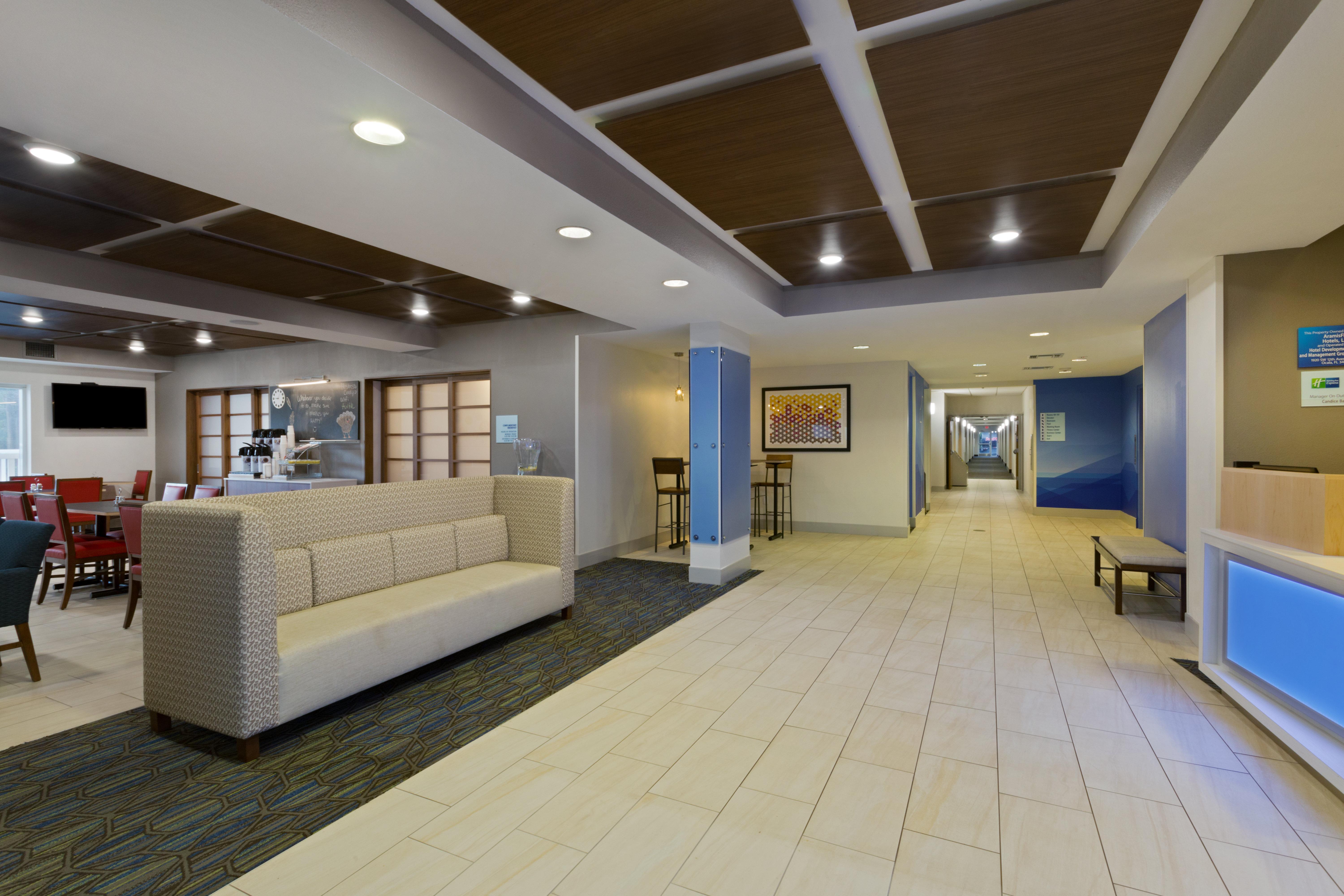 Holiday Inn Express & Suites Tavares By Ihg Eksteriør billede