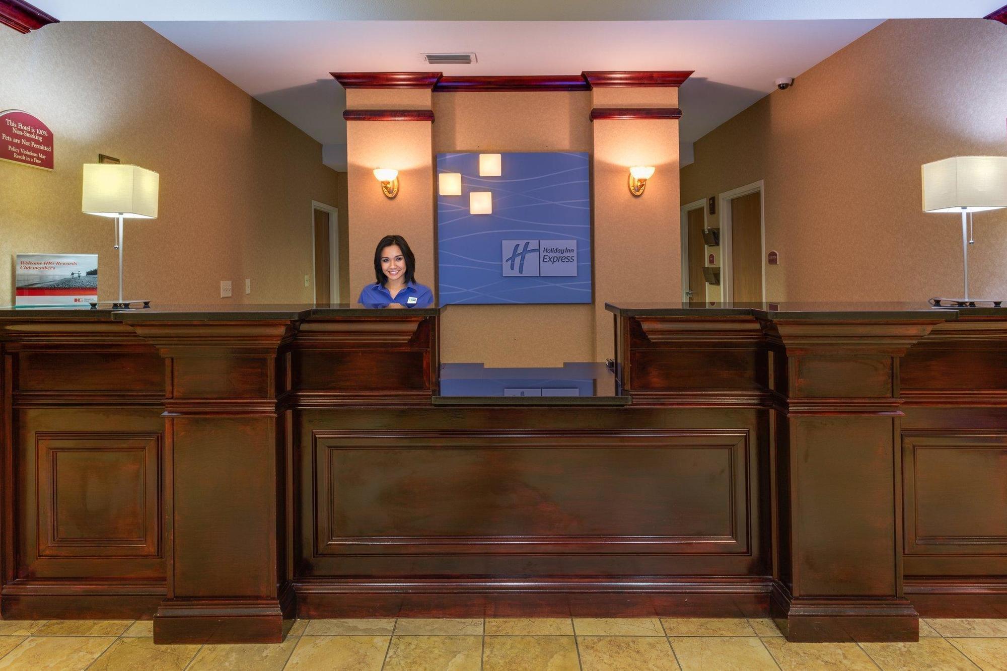 Holiday Inn Express & Suites Tavares By Ihg Eksteriør billede