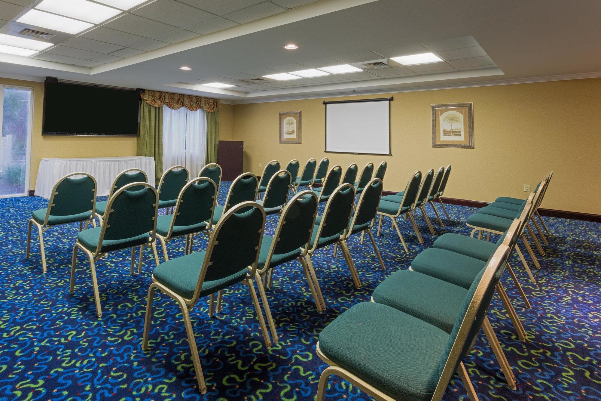 Holiday Inn Express & Suites Tavares By Ihg Eksteriør billede