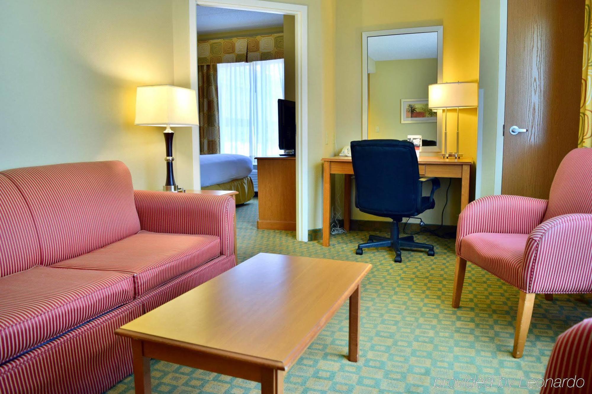 Holiday Inn Express & Suites Tavares By Ihg Eksteriør billede
